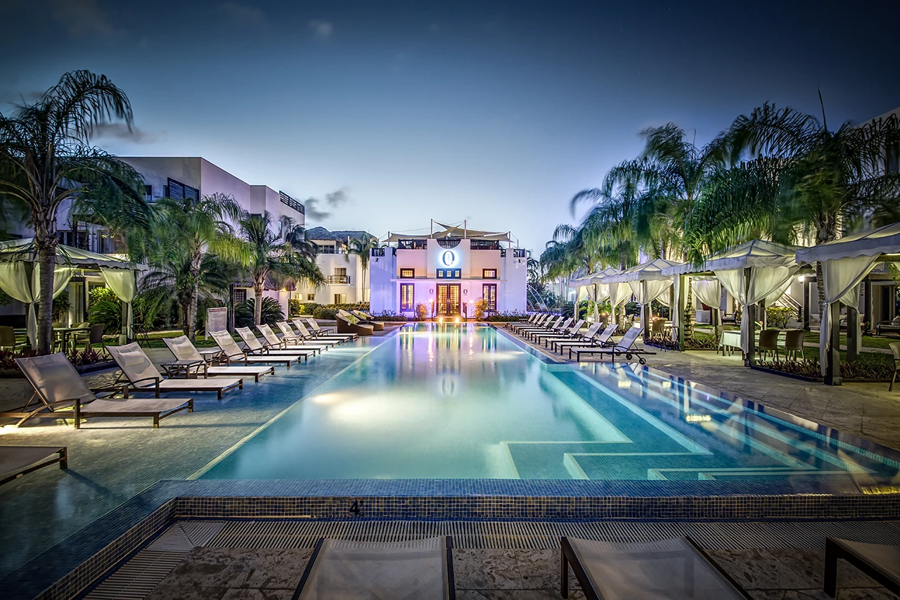 Beach setup for group dinner