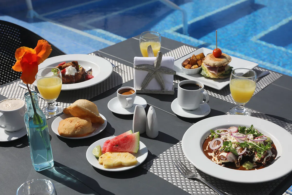 Dining gallery photo